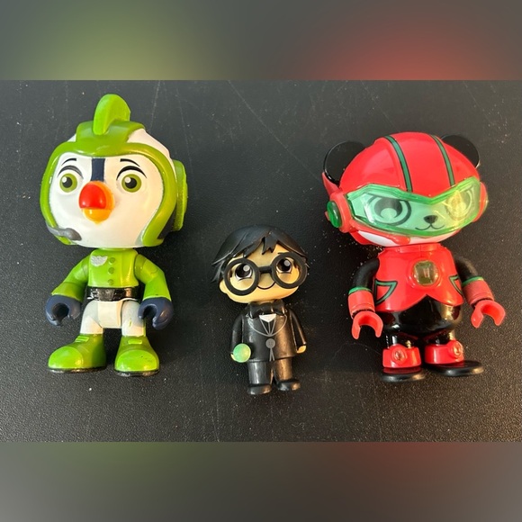 Ryans World lot of 3 Panda Boss & Road Trip & top wing brody toy figures - Picture 1 of 5